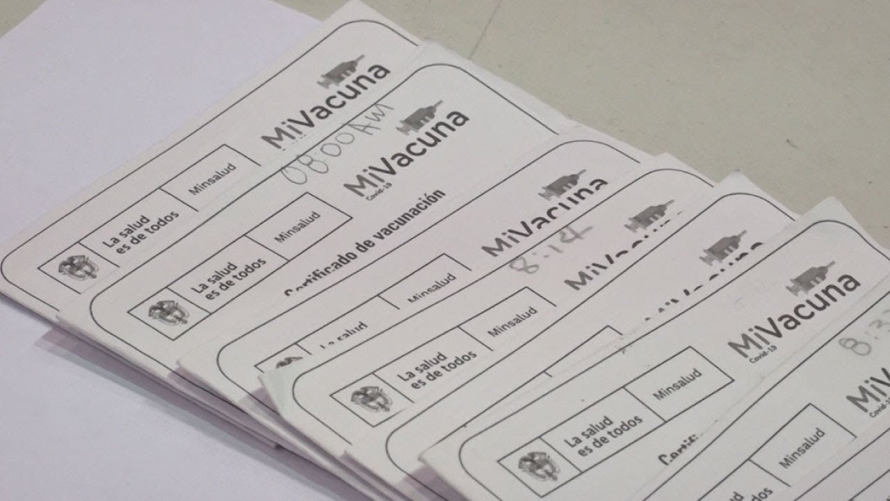 carnés de vacunación falsos