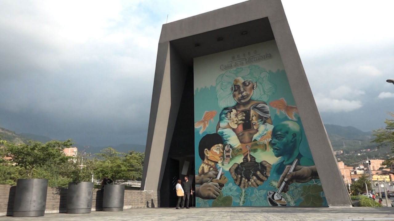 Suspenden por 3 meses al director del Museo Casa de la Memoria Museo Casa de la Memoria