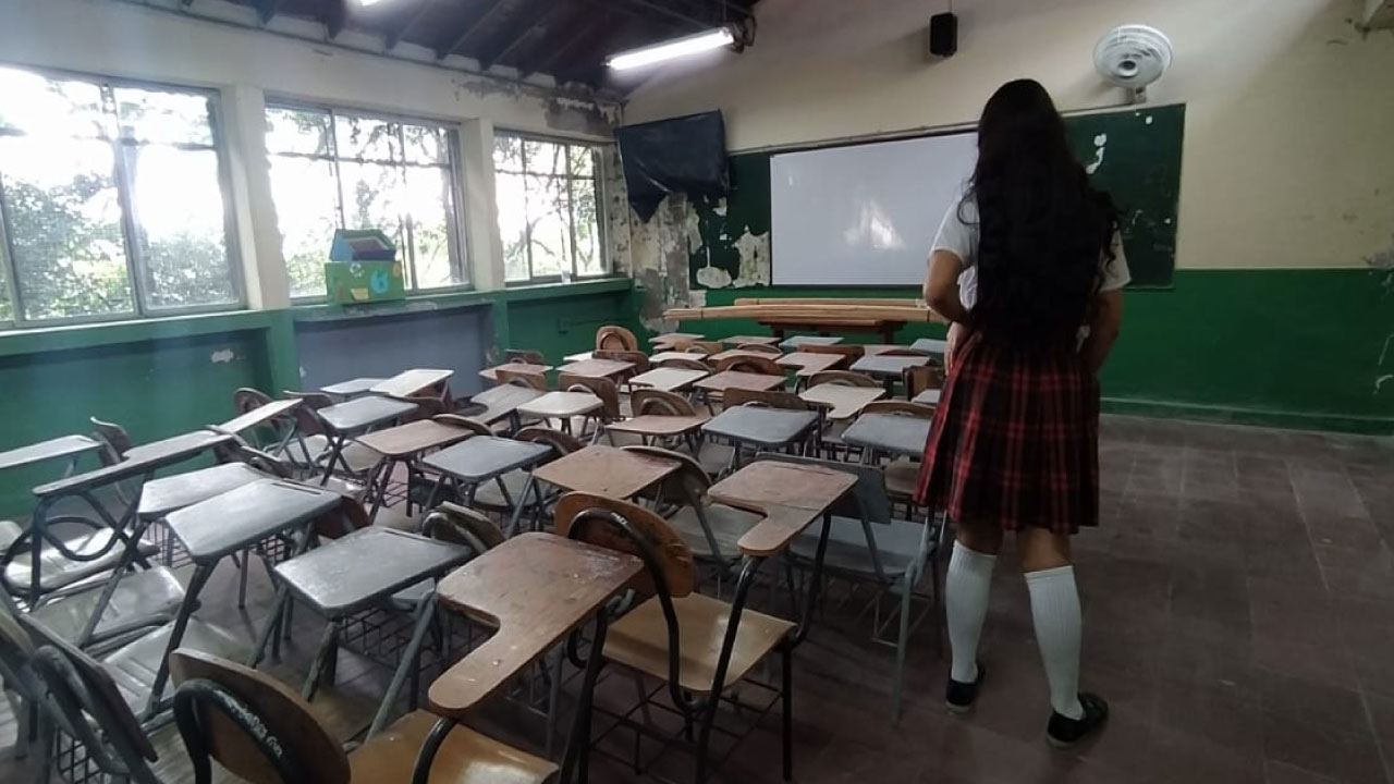Más de 850 estudiantes están afectados por cierre de I.E Diego Echavarría estudiantes