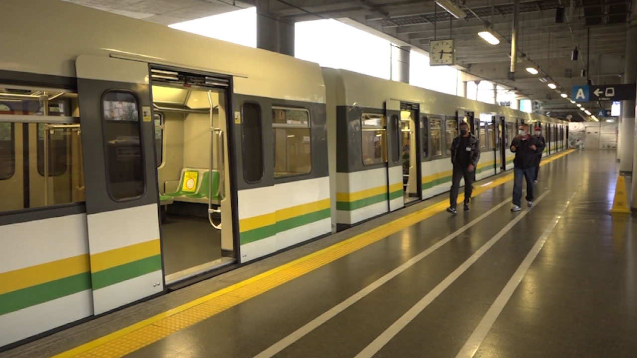 Video | Mujer quedó con su pie atorado entre el vagón y la plataforma de una estación del Metro Metro