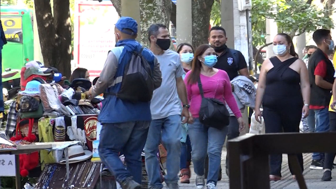 Levantan uso de tapabocas