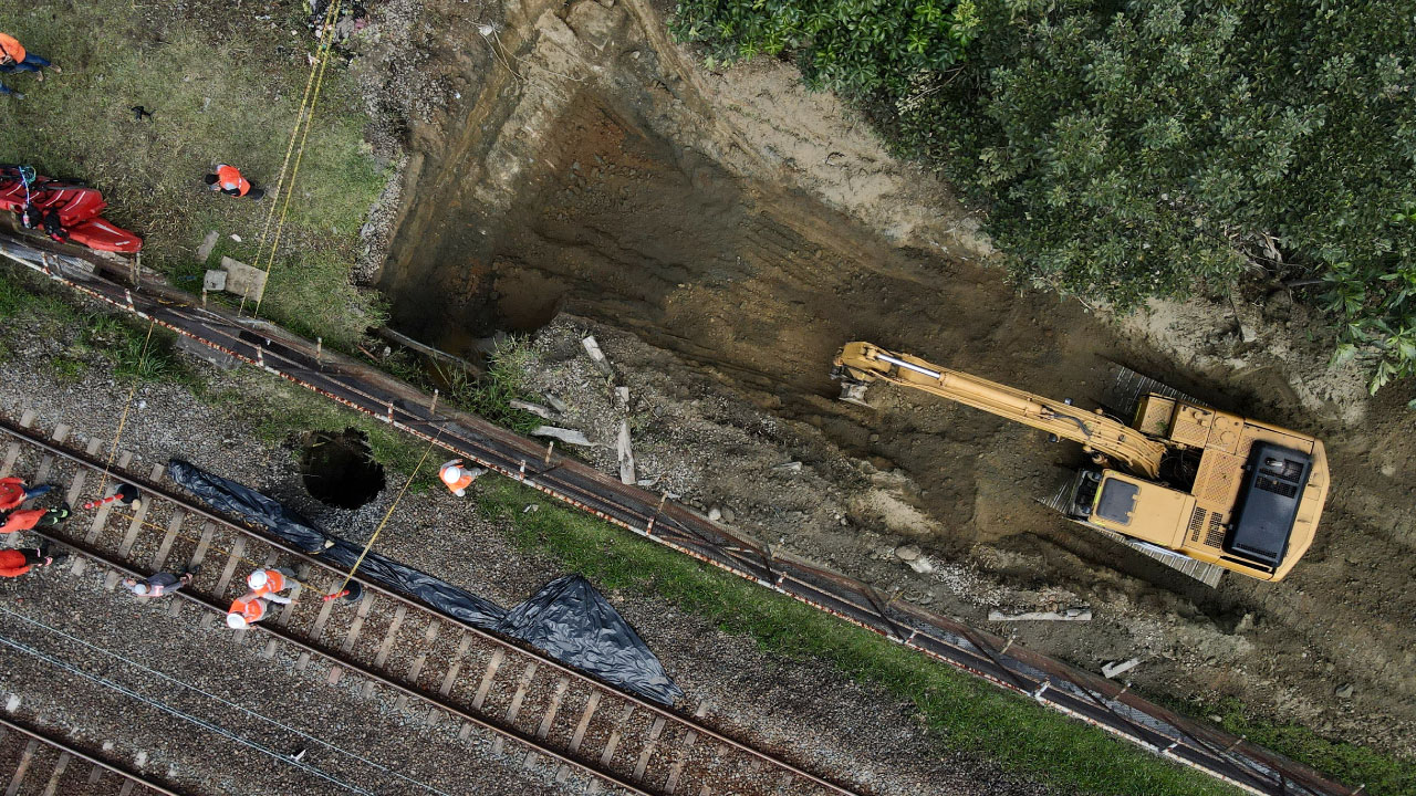 Avanzan obras de mitigación en el Metro de Medellín por daño en línea férrea Metro de Medellín