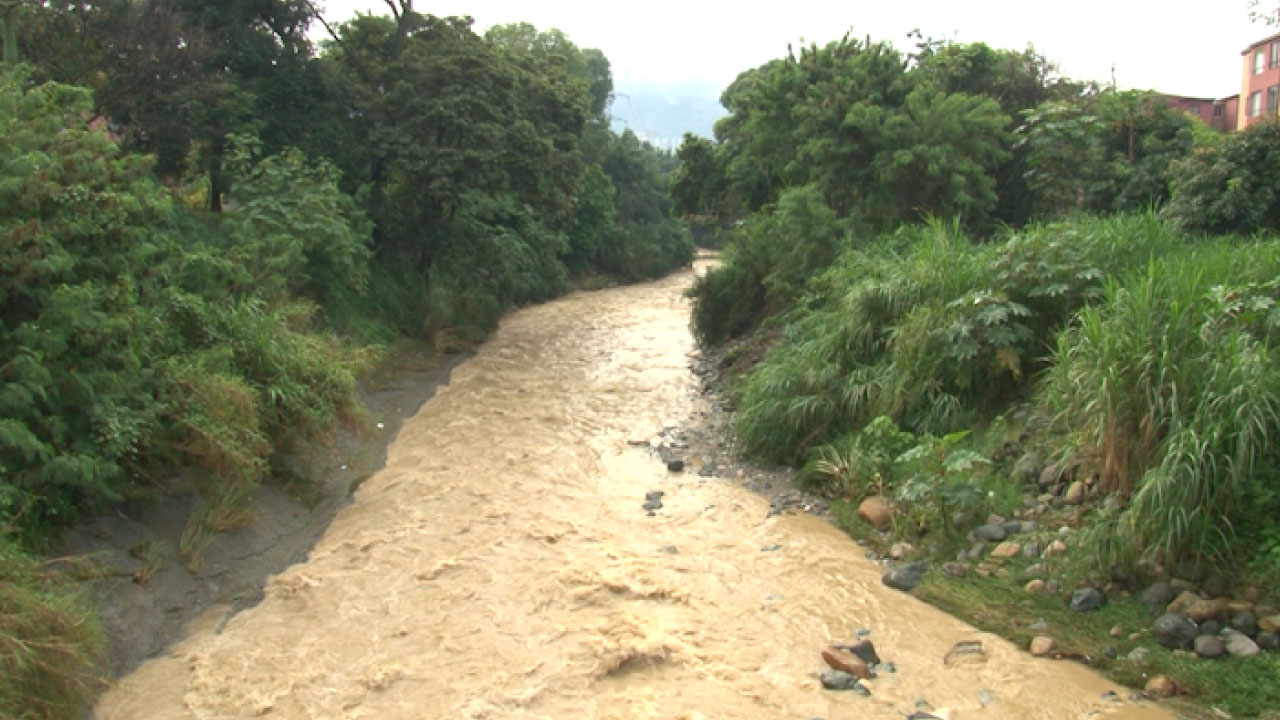 Itagüí declaró alerta naranja en ribera de Doña María ITAGUI