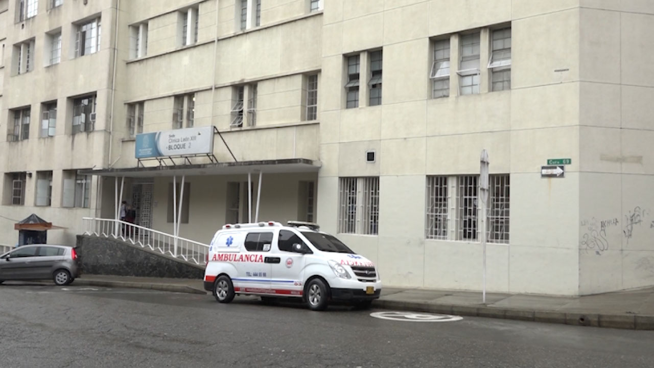 momento en que atacan al médico