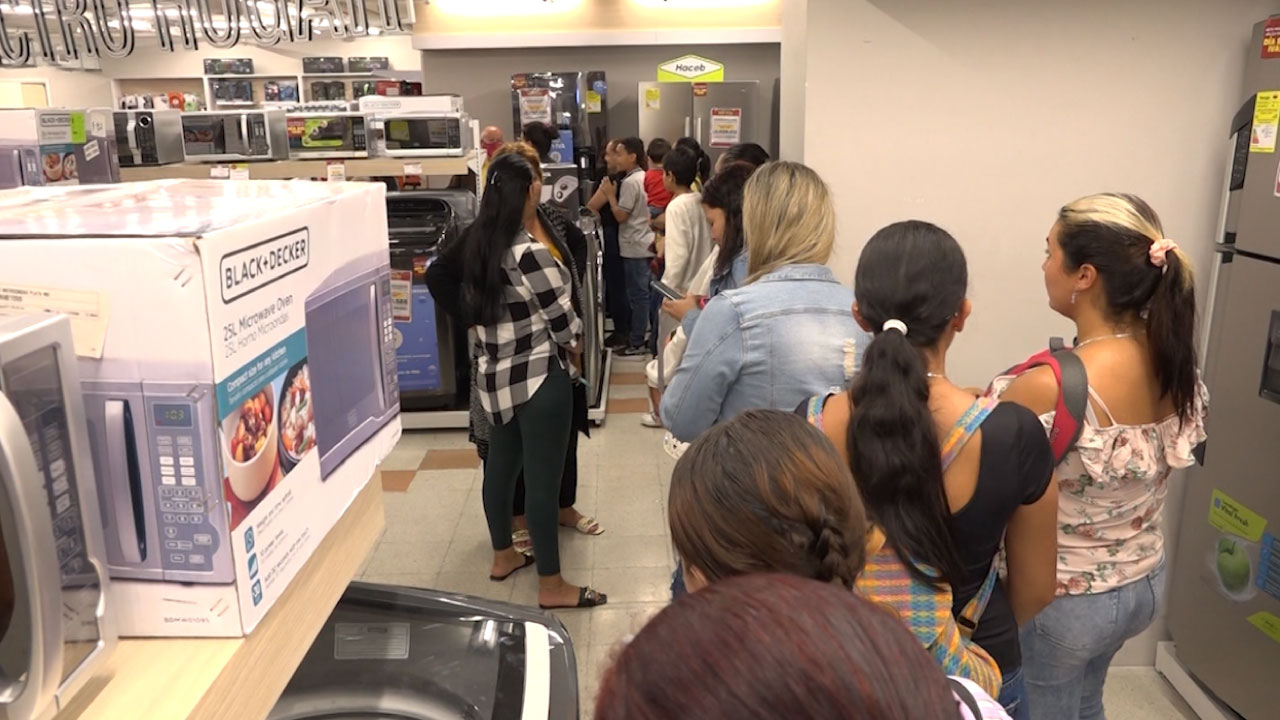 En reforma tributaria se eliminan los días sin IVA IVA