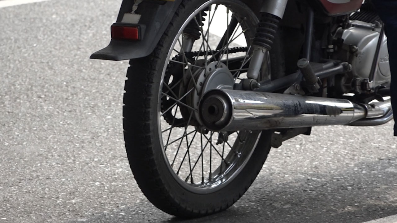 Piques ilegales frecuentes en el Barrio Antioquia piques