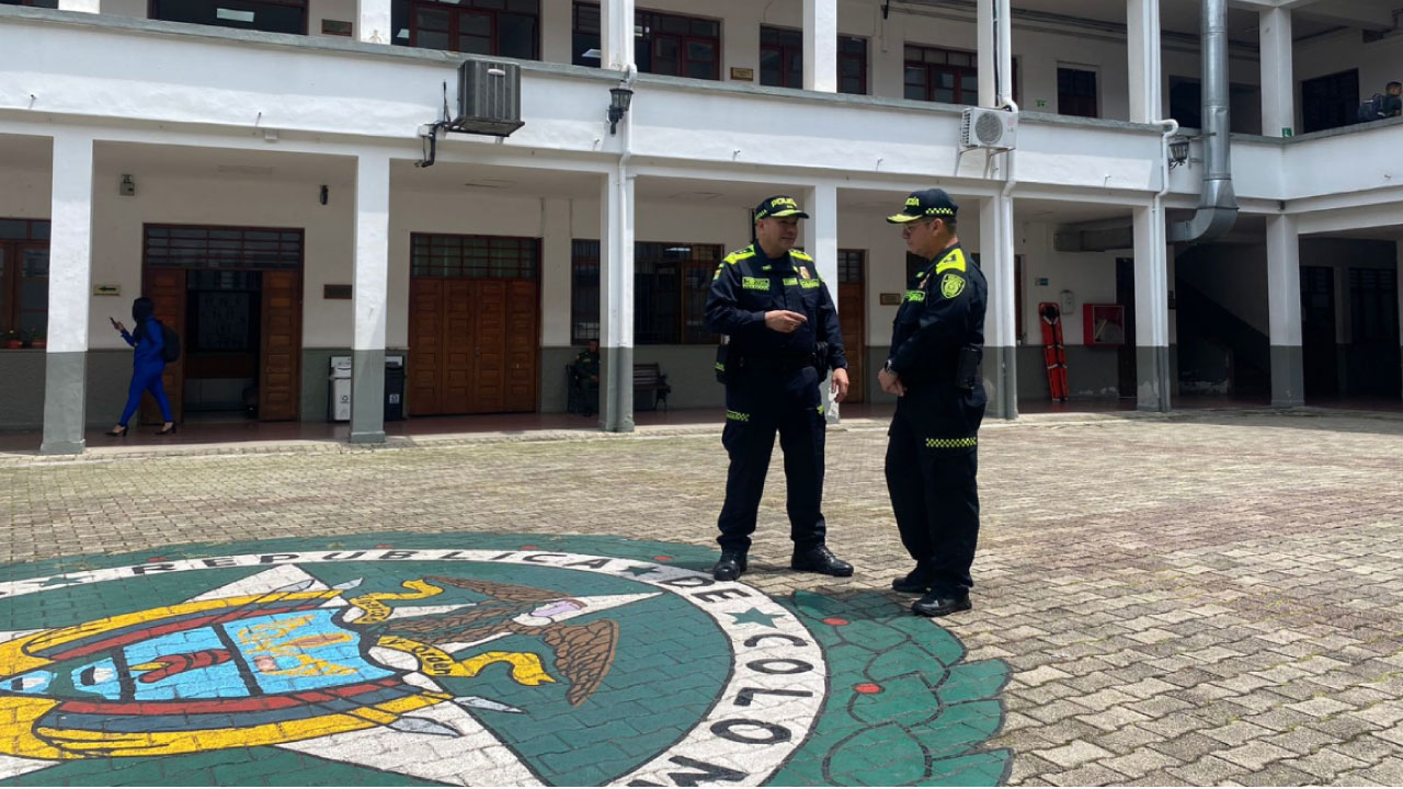 Nuevo comandante de la Policía Metropolitana POLIMETRO OKKKK