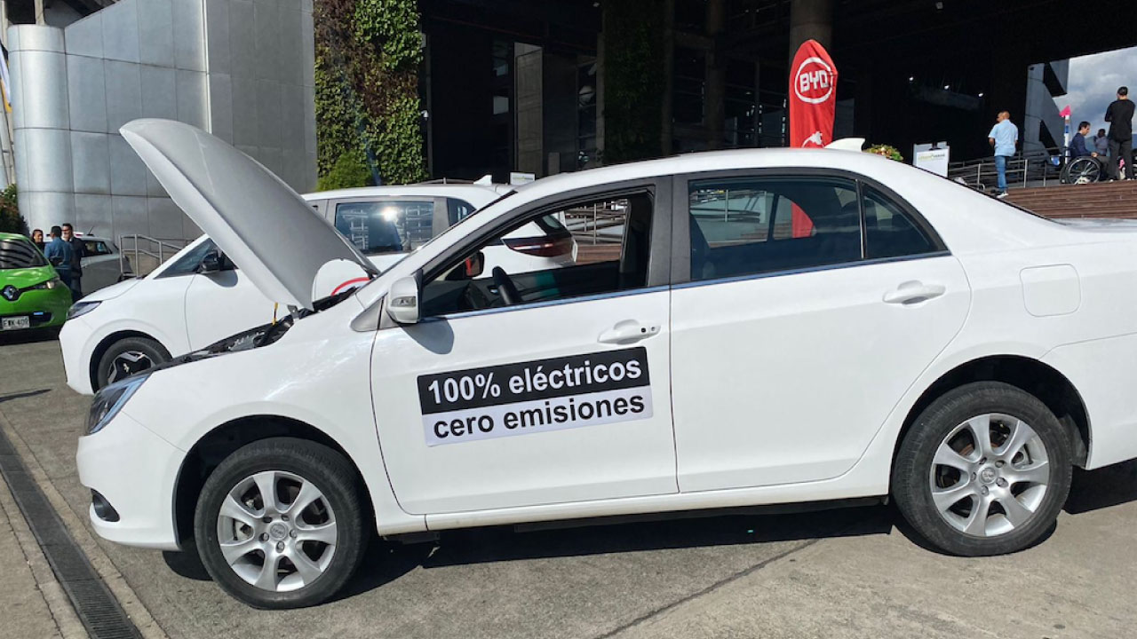 Convocatoria para adquirir 500 taxis eléctricos TAXIS