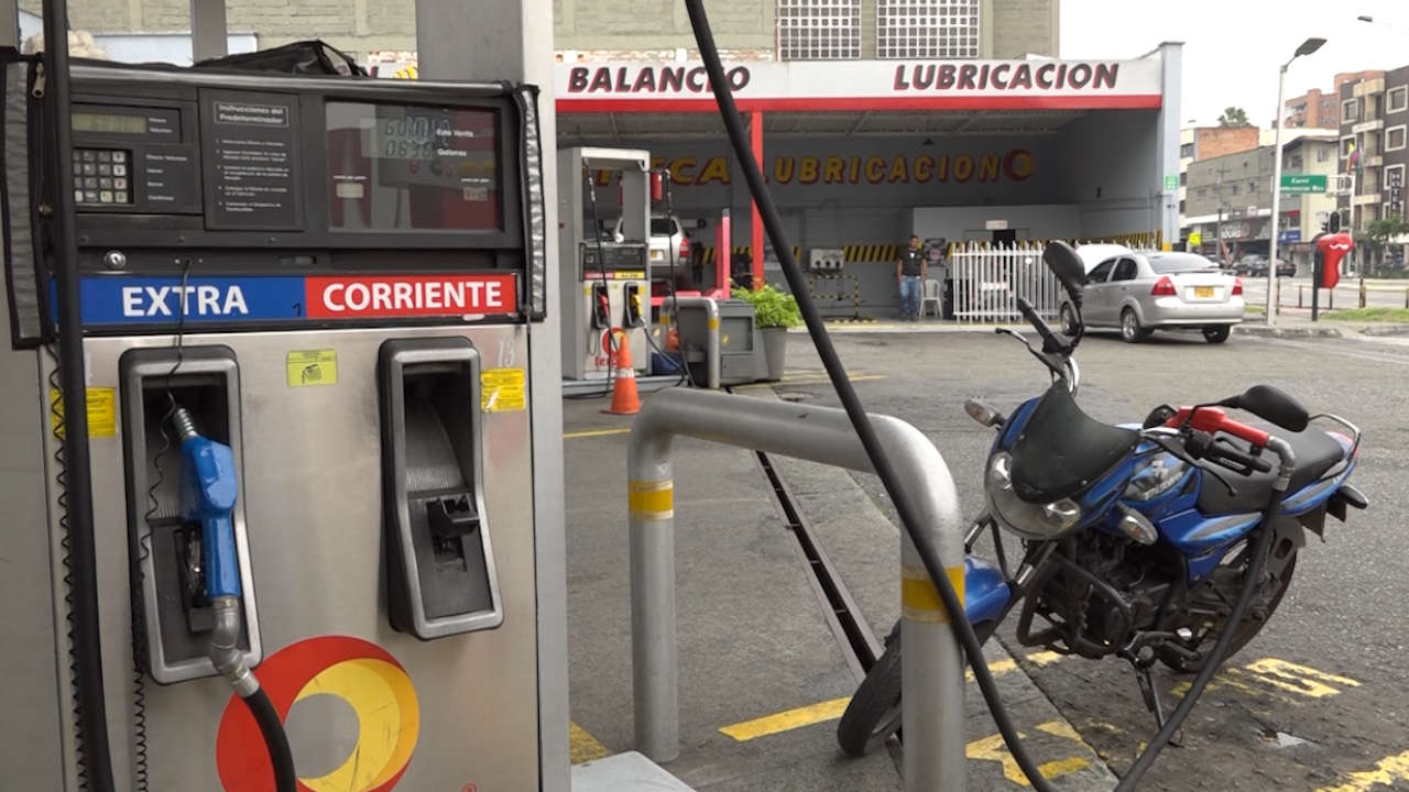 Gasolina: incremento de 200 pesos cada mes desde octubre Gasolina
