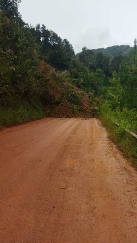 A esta hora se presenta un derrumbe en la vía Urrao- Betulia 1 derrumbe betuli