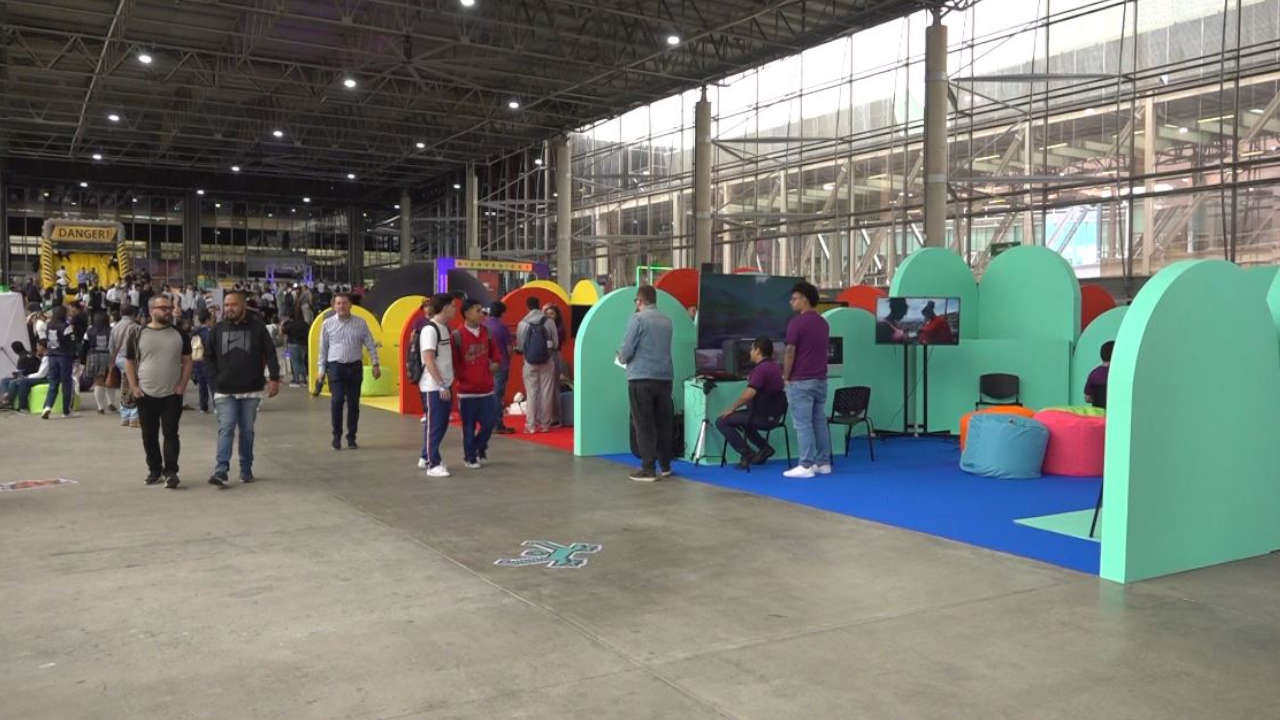 Más de 5 mil jóvenes están en clase de software software