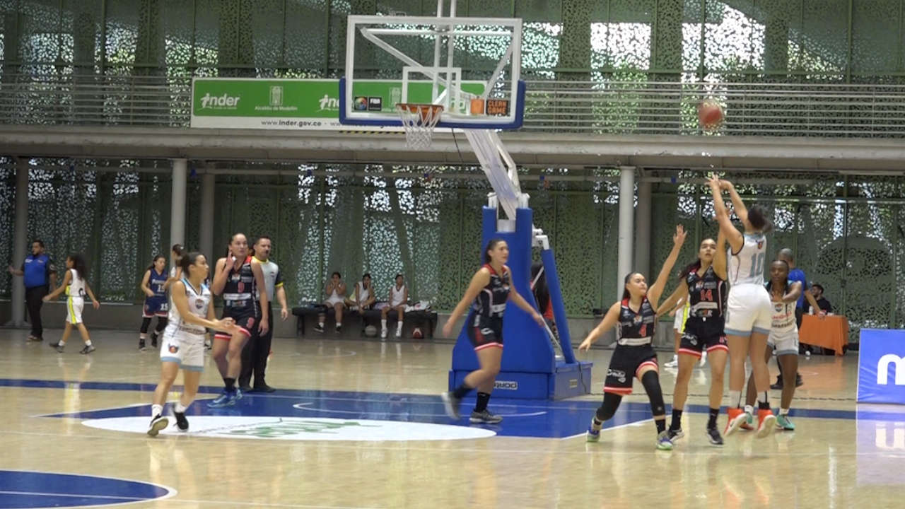 Indeportes lidera Súper Liga Femenina de Baloncesto Baloncesto