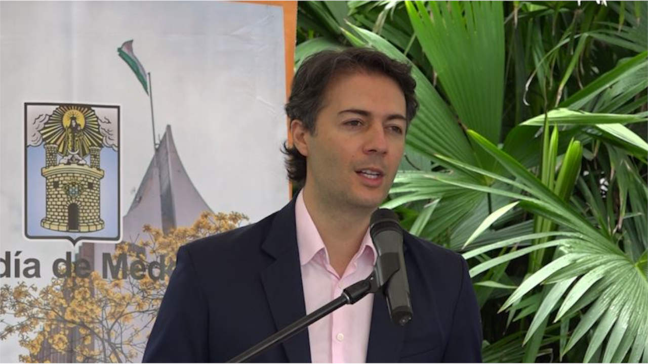 Aplazan de nuevo audiencia por presunta participación política contra Daniel Quintero Calle