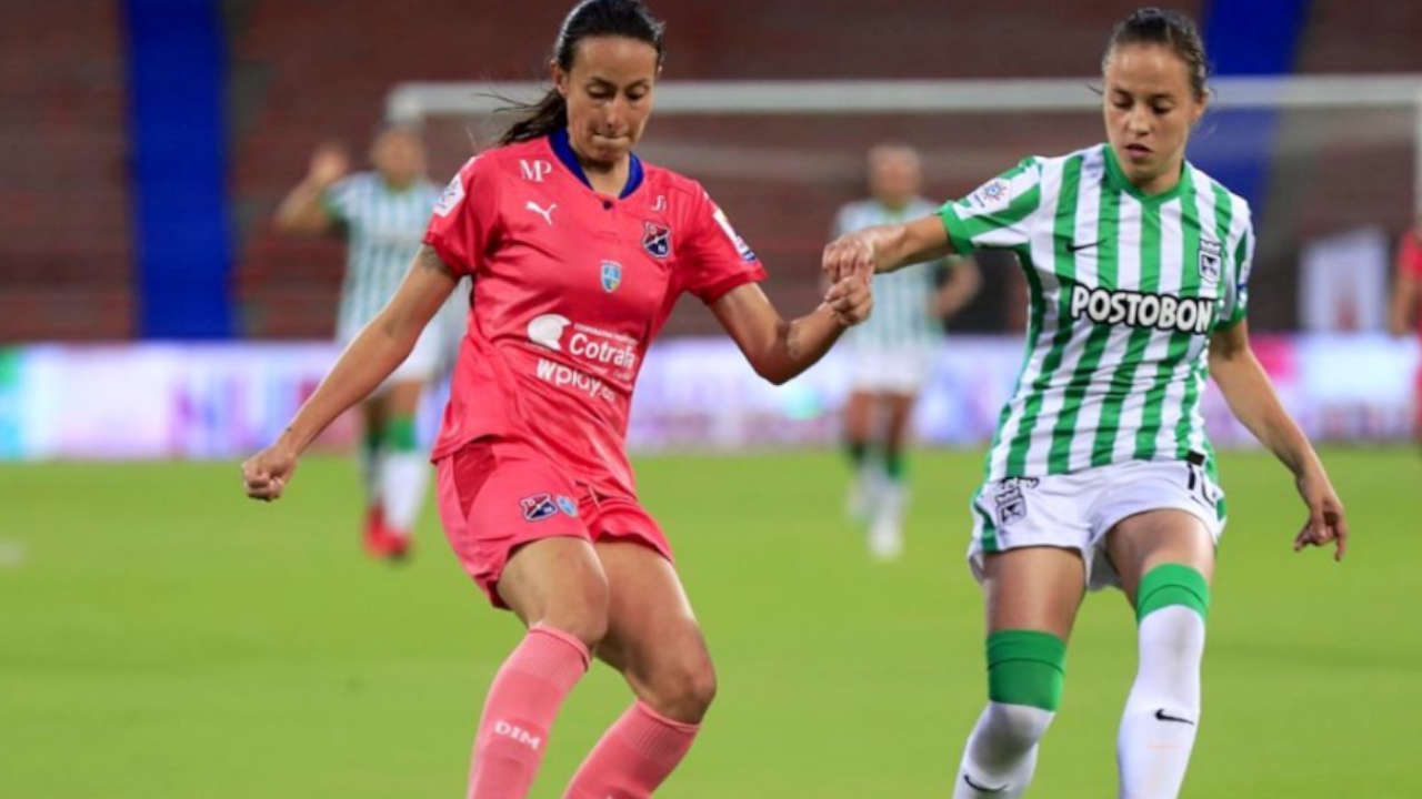 Liga femenina de fútbol comenzará en enero Liga femenina