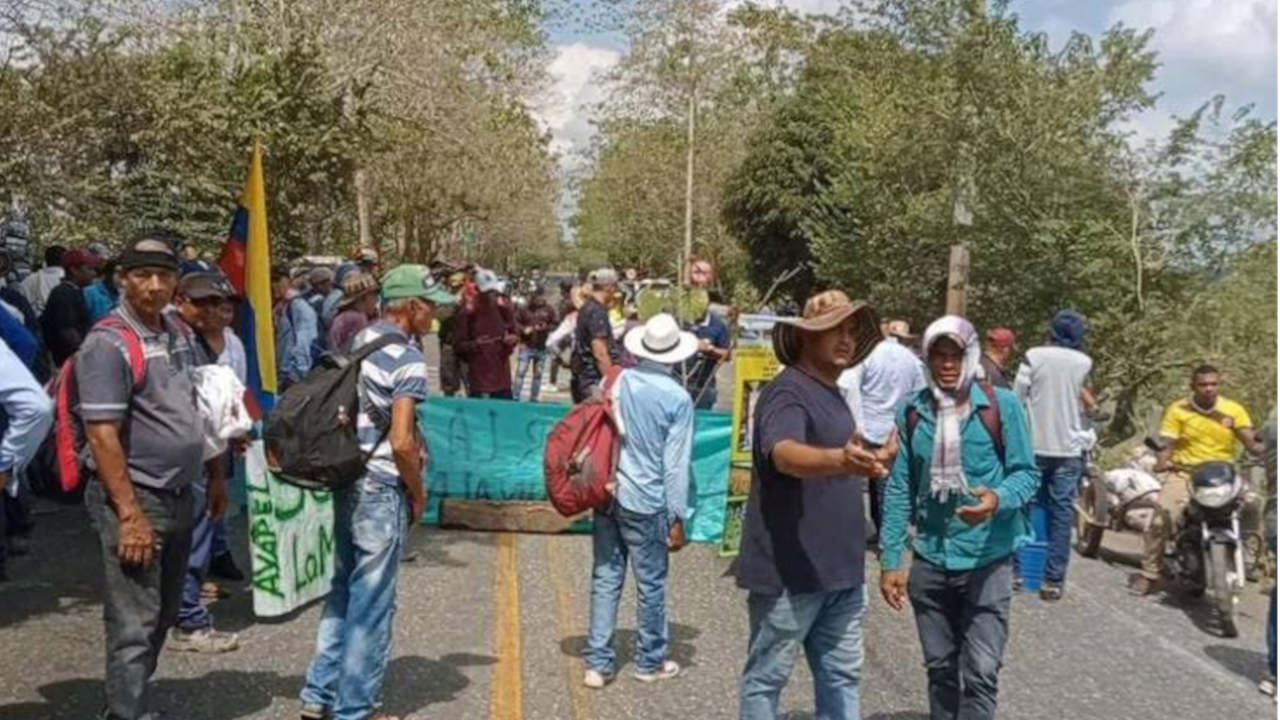 Planean paro indefinido Paro