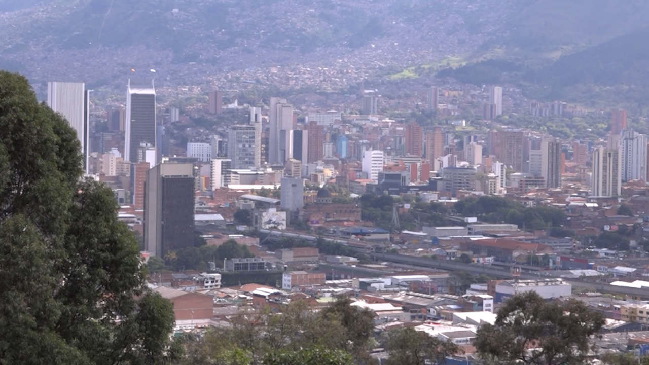 Denuncian amenazas a líder social en Medellín líder social