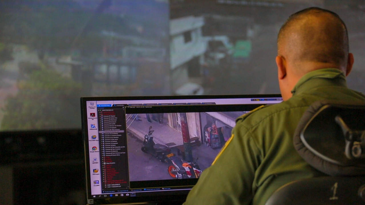 Celebración de fin de año blindada: cerca de 1.200 uniformados velarán por la seguridad en Medellín cámaras de videovigilancia-seguridad-medellin