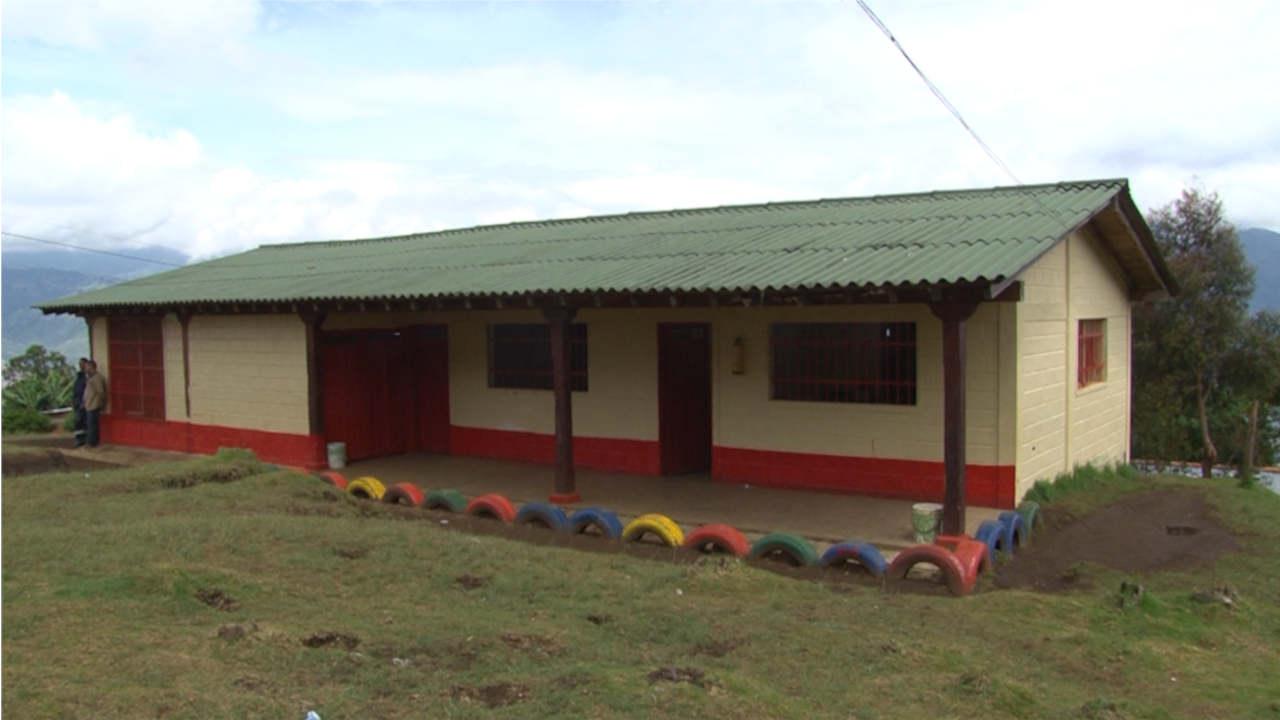 Diputado denuncia presuntas irregularidades en contrato de formación vocacional para estudiantes de Medellín presuntas irregularidades