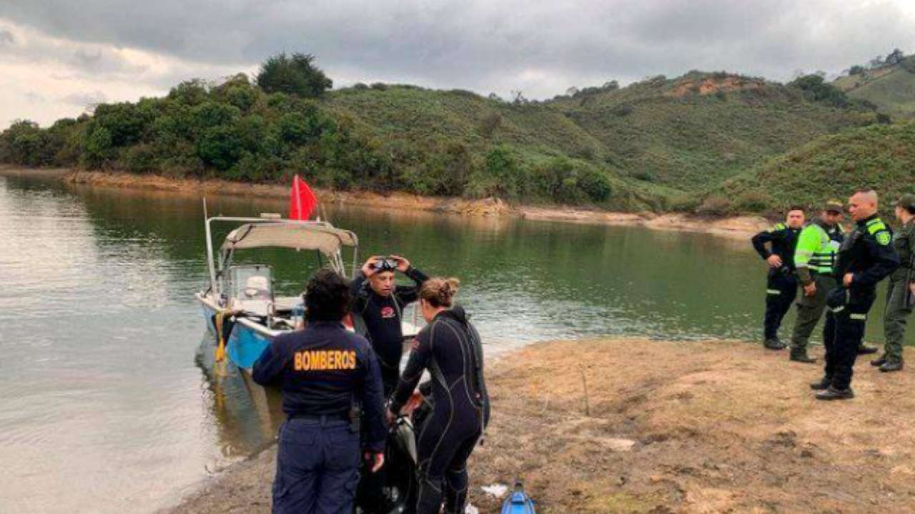 embalse-hombre-peñol-guatape