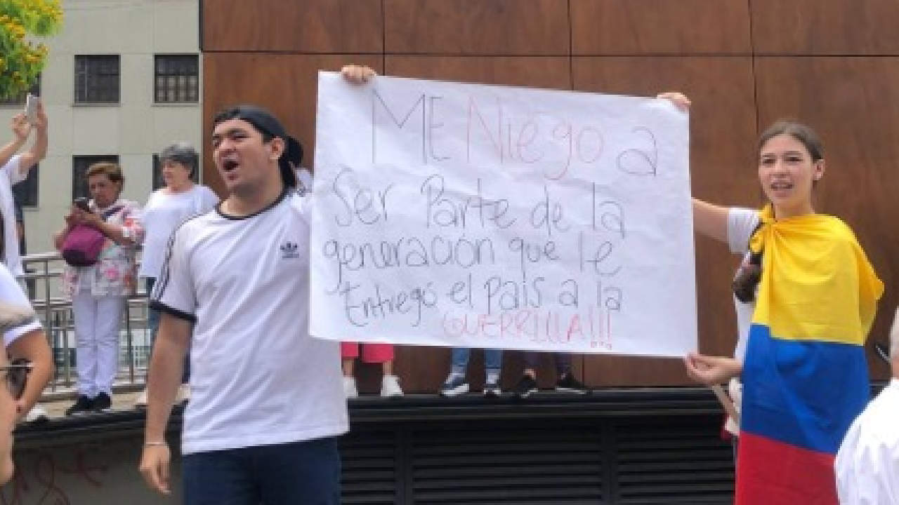 oposicion medellin