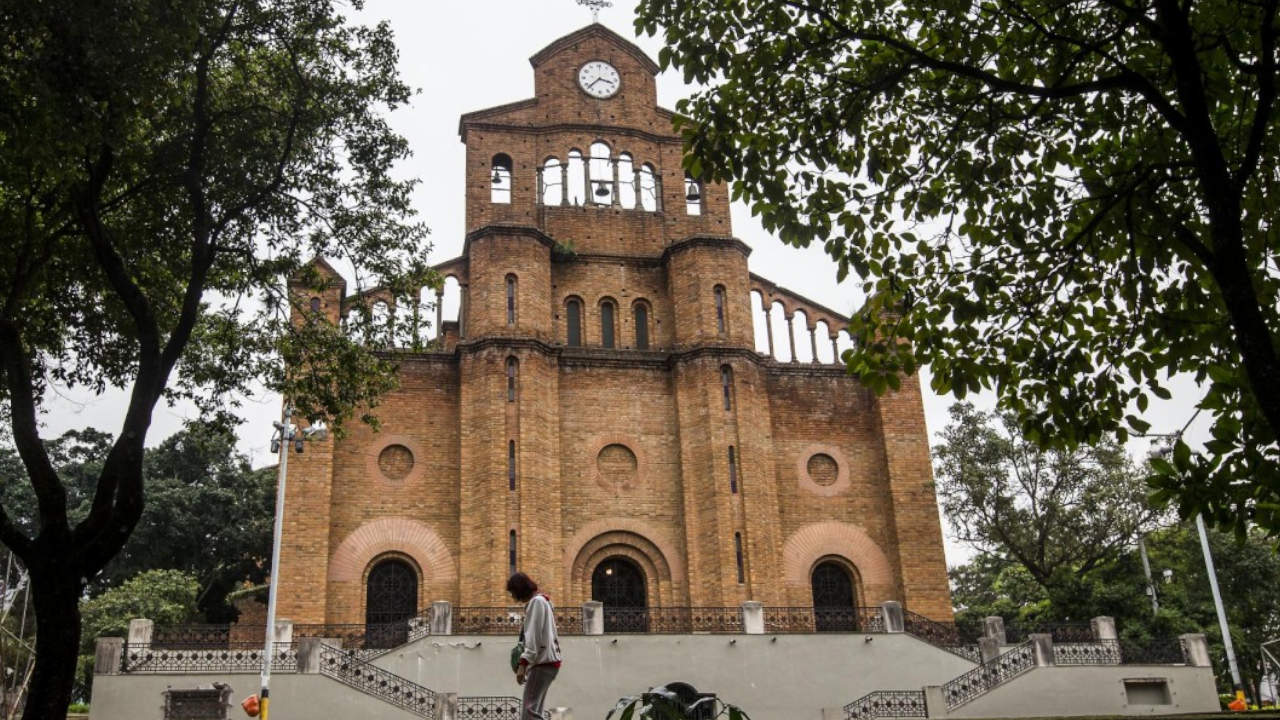 campo valdes hombre atacado con arma