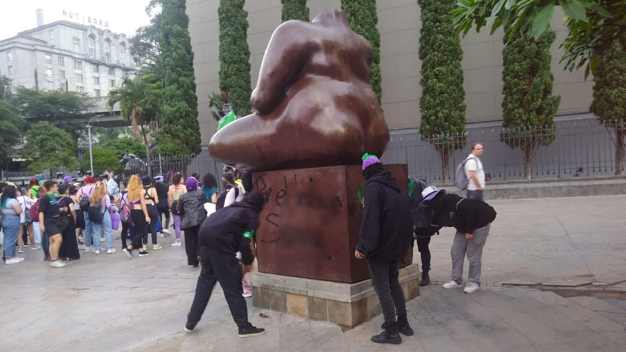disturbios marcha mujeres