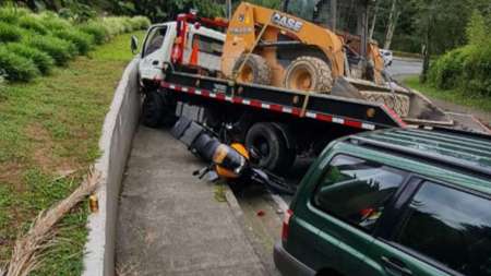 4 personas lesionadas dejó accidente múltiple en Los Balsos Los Balsos
