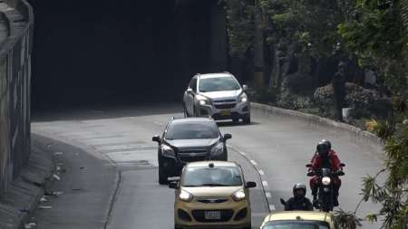 Tenga en cuenta: accidente en el deprimido de Villanueva tiene el tráfico lento y con paso restringido deprimido