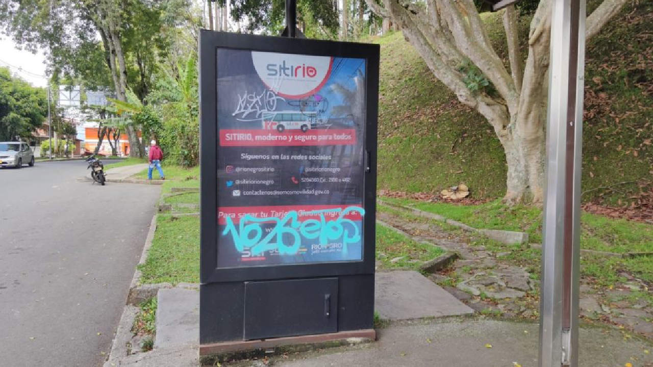 vandalismo contra estaciones buses rionegro