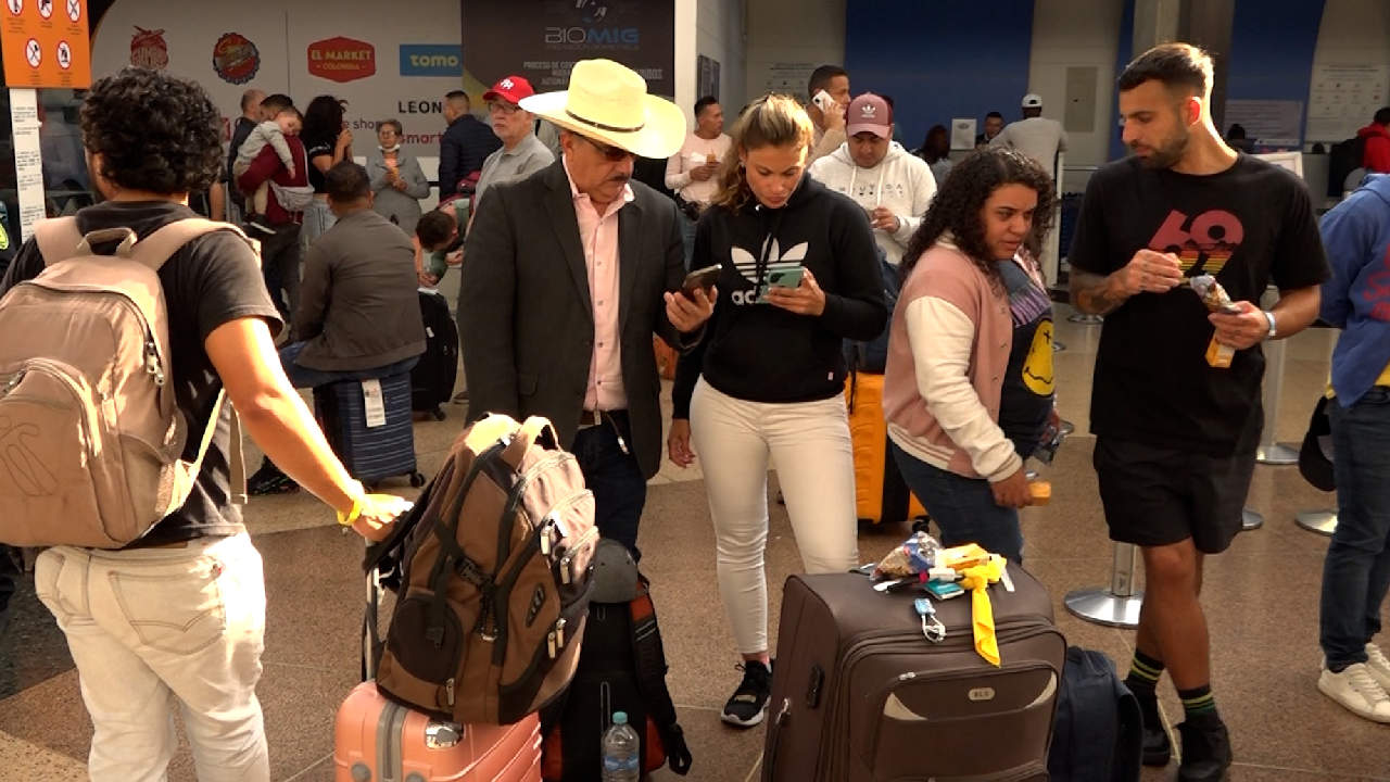 Agencias de viaje preocupadas por negativa de integración de Viva Air y Avianca