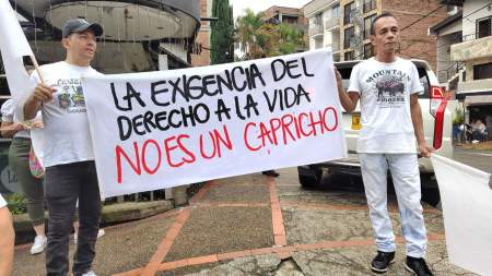 Comerciantes continúan en protesta por los constantes robos en Cabañas, Bello Comerciantes continúan en protesta por los constantes atracos en Cabañitas, Bello