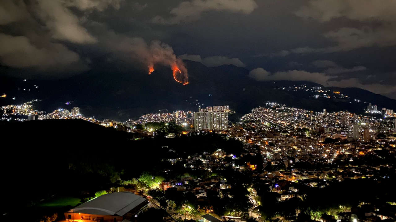 Incendio en el Cerro Quitasol dejó una persona herida incendio