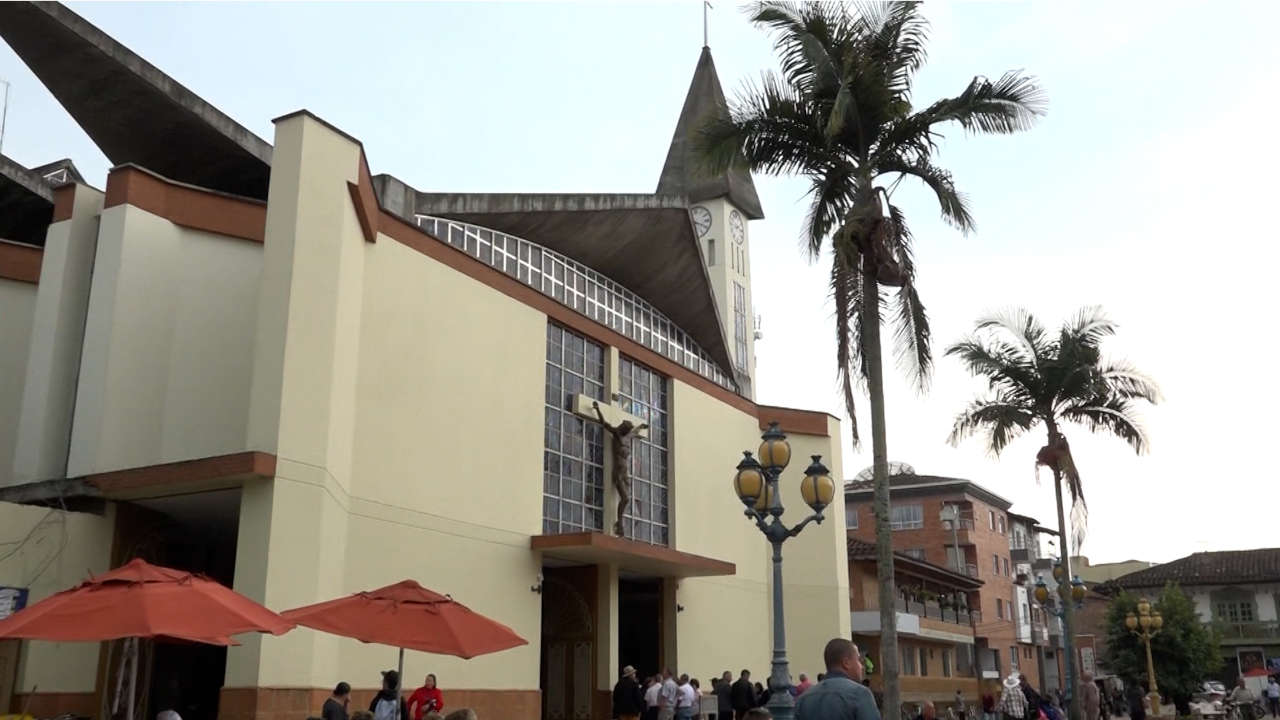 Buscan los responsables: balacera en zona rosa de El Carmen de Viboral dejó dos personas sin vida