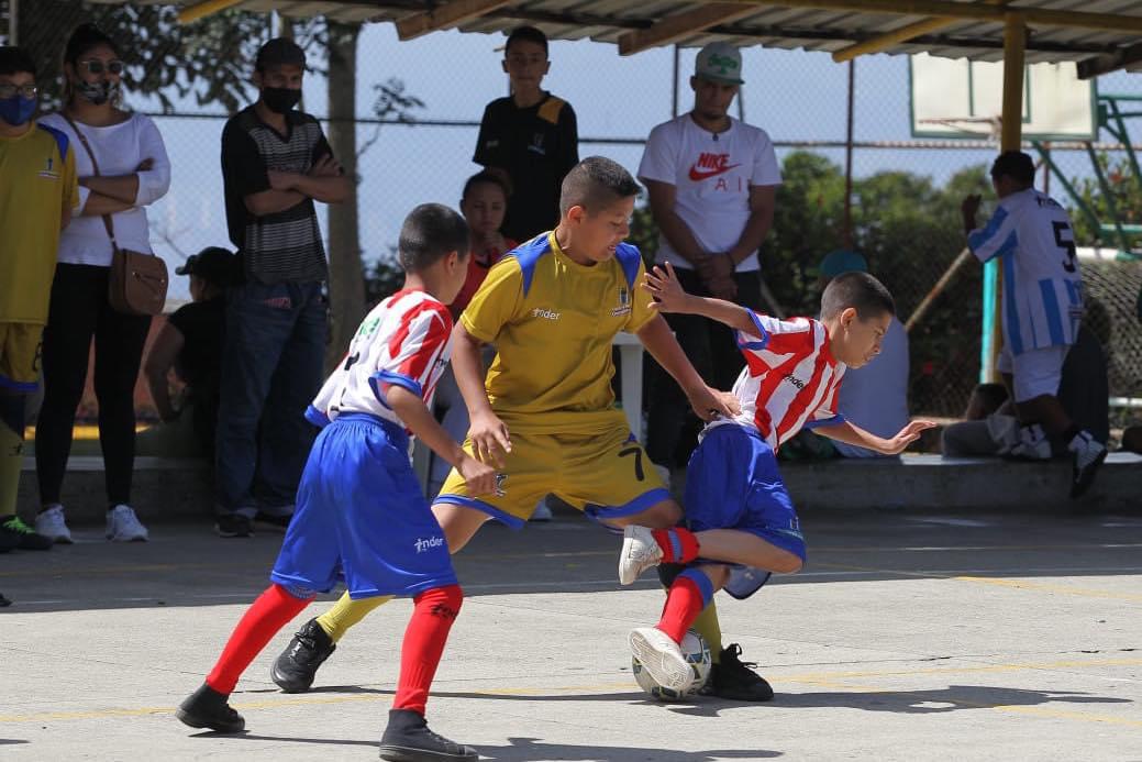Anímese porque iniciaron los torneos barriales de Presupuesto Participativo en Castilla 1 Torneos Barriales 05