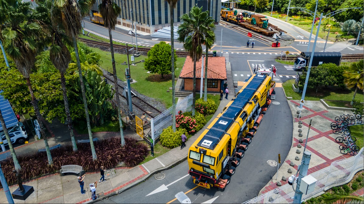 Llegó la bateadora Leopardo al Metro de Medellín 2 WhatsApp Image 2023 05 04 at 3.28.18 PM