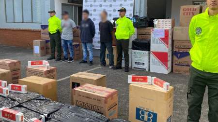 Cayeron tres hombres con más de 48 mil cajetillas de cigarrillo de contrabando