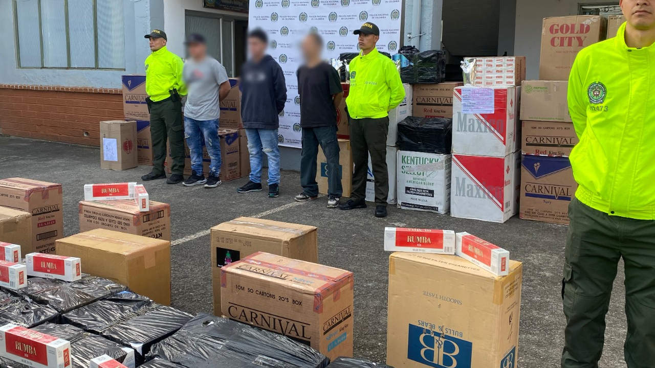 Cayeron tres hombres con más de 48 mil cajetillas de cigarrillo de contrabando