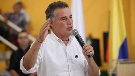 Más seguridad para el gobernador por amenazas Más seguridad para el gobernador por amenazas