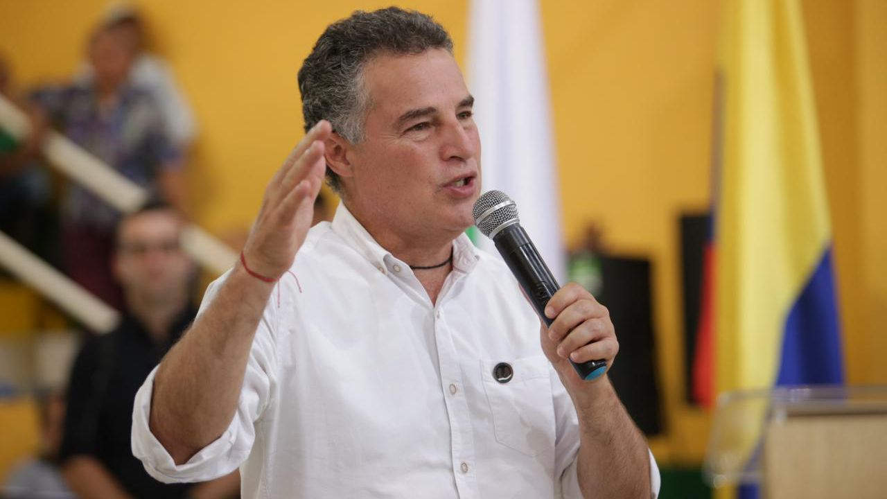 Más seguridad para el gobernador por amenazas Más seguridad para el gobernador por amenazas