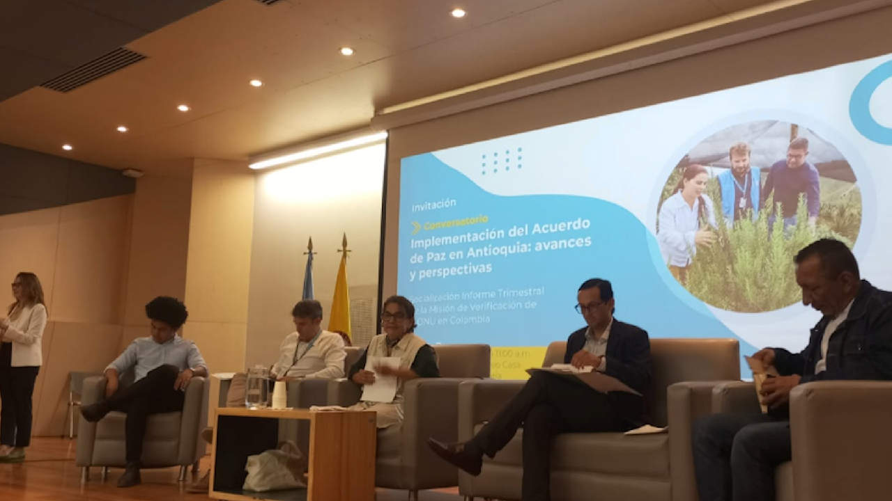 Se llevó a cabo el conversatorio implementación de acuerdos de paz en Antioquia