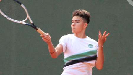 Tenis