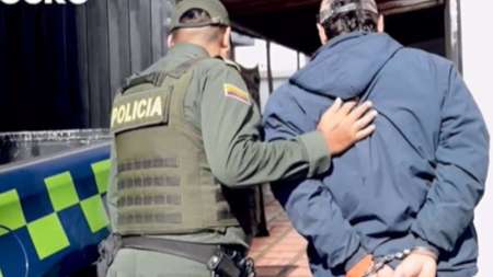 embistio-agente-transito-el-carmen-de-viboral