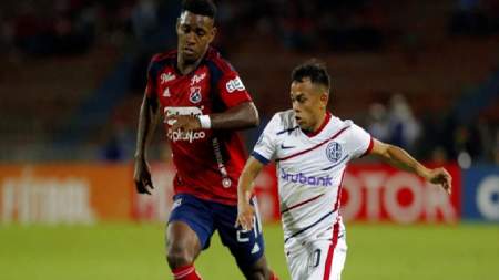 Medellín rema contra la corriente en Copa Suramericana