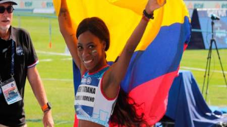 Karen Palomeque brilla con tres oros y dos marcas mundiales