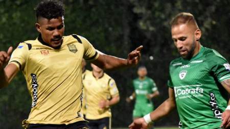 Primera derrota de César Farías con Águilas