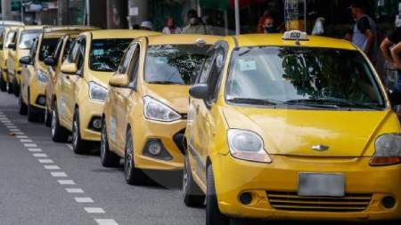 Aumentarán las tarifas de taxis en Colombia