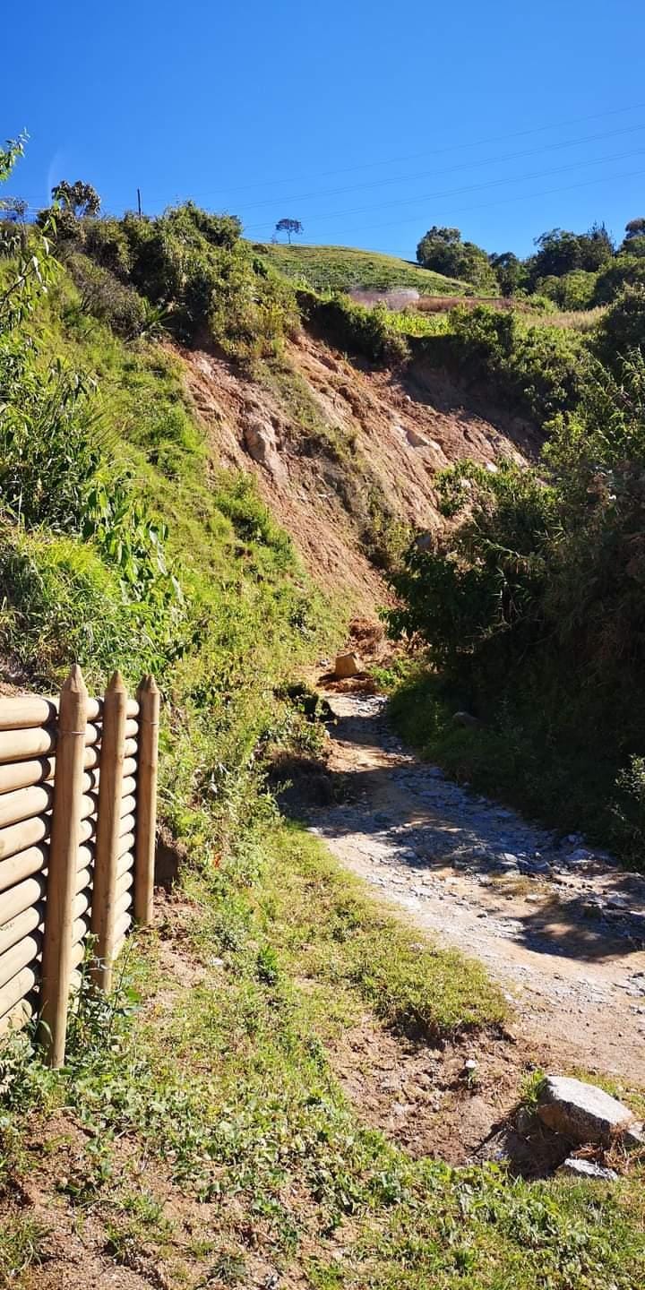 Comunidad de Girardota insiste a la Alcaldía atender un derrumbe 1 WhatsApp Image 2023 07 25 at 3.20.27 PM 2