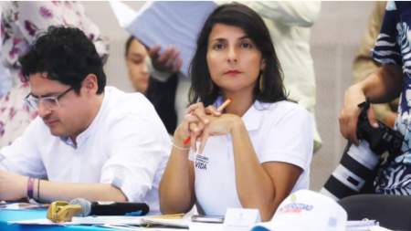 Atención: renunció la ministra de Minas y Energía, Irene Vélez
