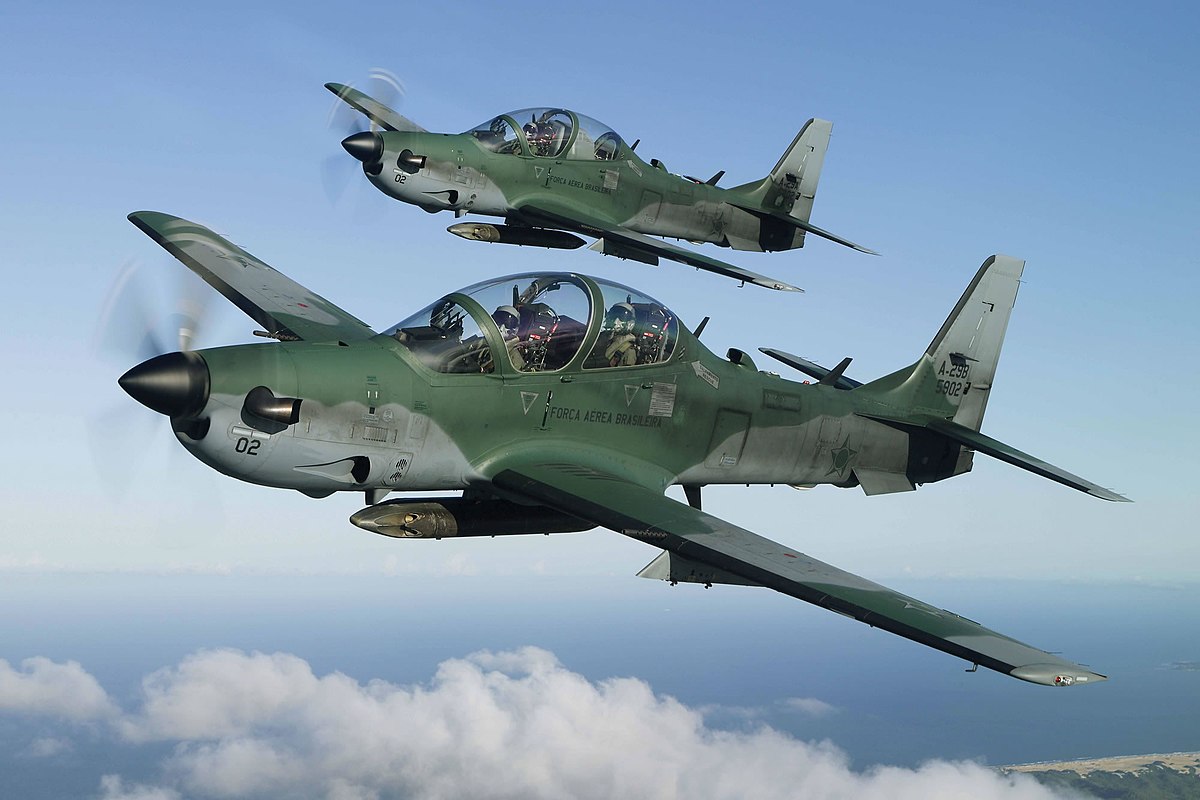 tucano4