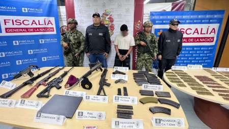 Ejército encuentra caleta de armas que serían de las disidencias en Anorí, Antioquia ejercito-armas-disidencias